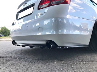 Maxton Central Rear Splitter Lexus Gs 300 Mk3 Facelift (With Vertical Bars) - Gloss Black